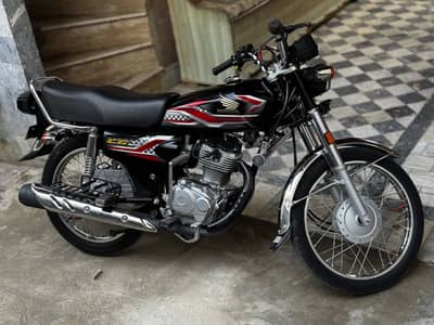 Honda CG 125 2024 Model - Like New - 6300KM Driven