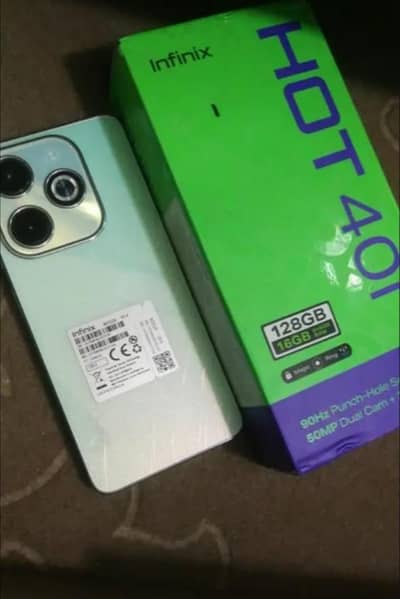 Hot 40i 8/128 Complete box