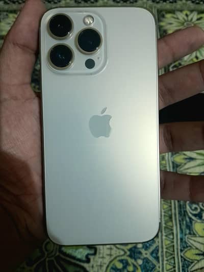 Factory Unlock , 4 Month Sim Time , 10/10 condition , WATERPACK