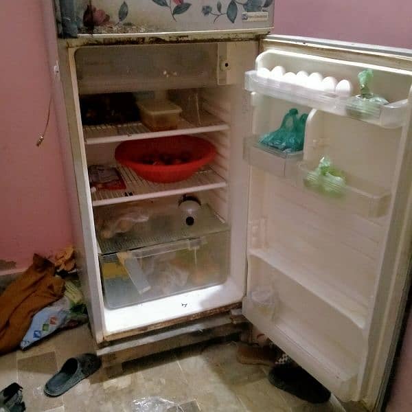 Sharp Refrigerator 2