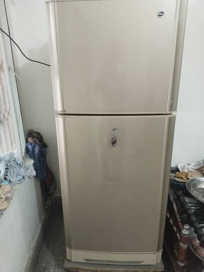 selling fridge