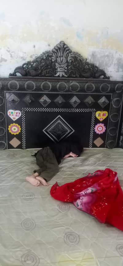 double bed with matress