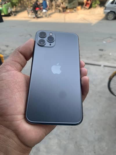 iPhone 11 pro 256 gp official pta approved
