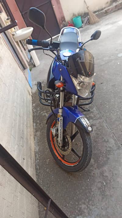 first owner hoon total geniune ha  orignal 12000 km chala howa ha j