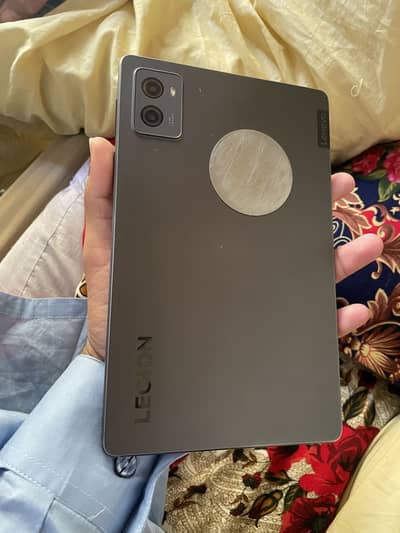 Lenovo legion 8+ gen1 12/256