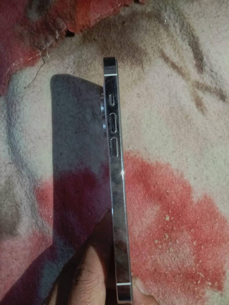 iphone 14 pro cloud luck 11