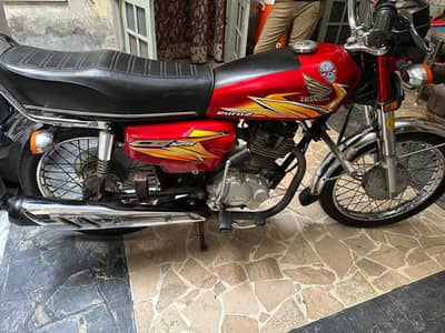 sall Honda cg125 2021model all ok bike content number +923297523072