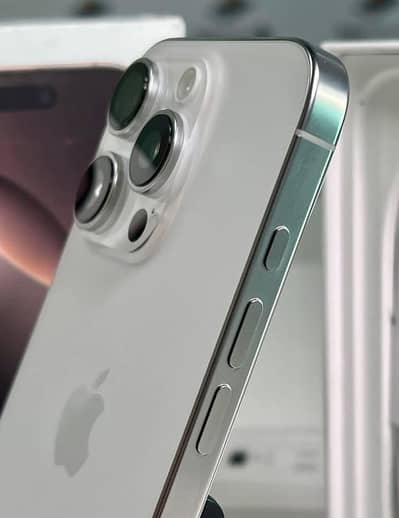 i Phone 8plus, 11,12,13,14,15 pro max on instalment Whatsap 3446372500