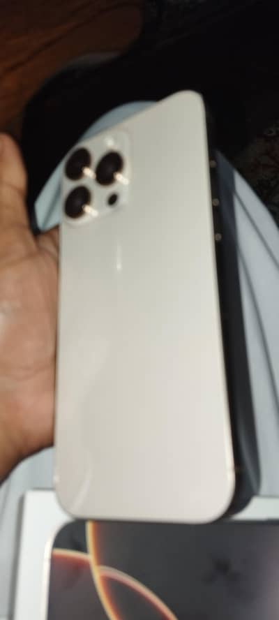 IPHONE 16 PRO MAX (URGENT FORSALE)