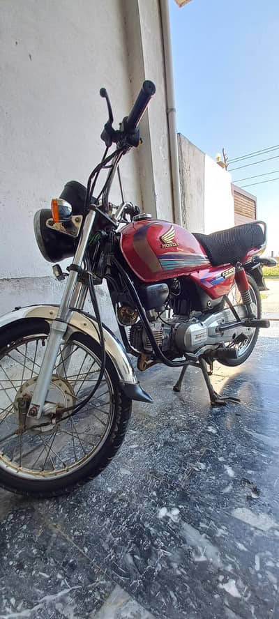 Honda CD 100 is for sale