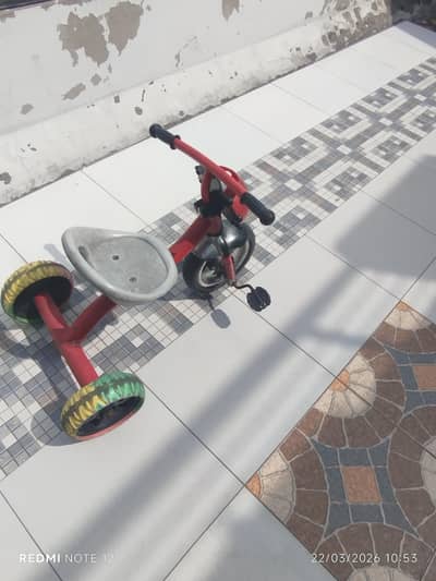 Kids Tricycle for Sale in Gujranwala – Best Budget Deal!