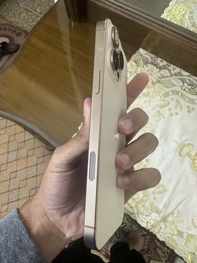 Iphone 16 pro max 256 GB (NON PTA)