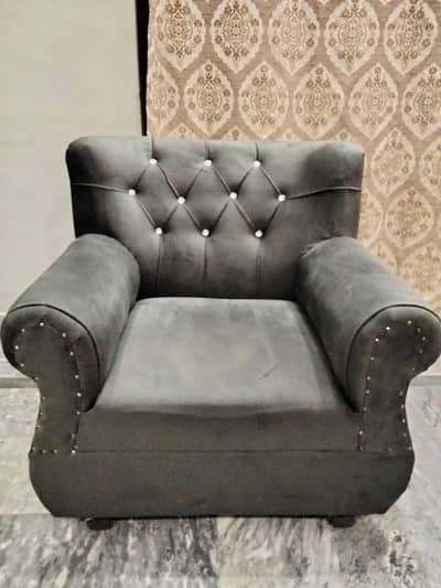 5 seater gray colour valvet poshish sofa set