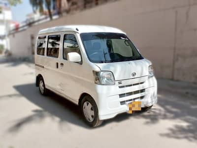 Daihatsu Hijet (Full Option)