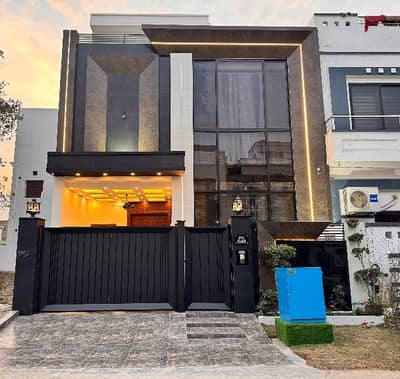 To sale You Can Find Spacious Prime Location House In Citi Housing Society