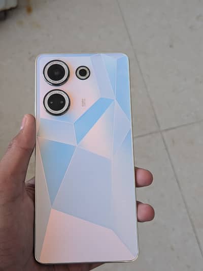 Tecno Camon 20 (8GB RAM / 256GB Storage) – Excellent Condition