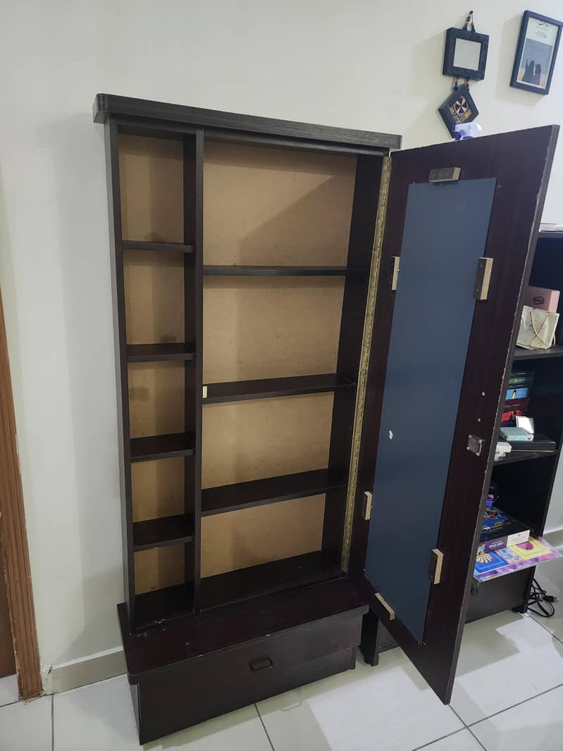 Mirror Dressing Table Available 2