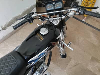 Honda CG 125 Model 2025 Black