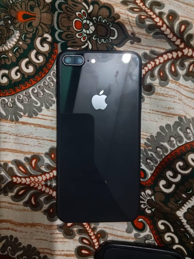 Mint condition iphone 8 plus 0
