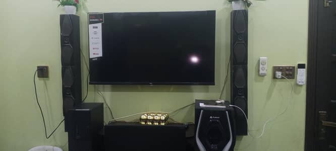 TCL 40 INCHES FULL HD 1080P