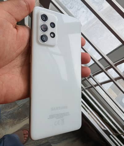 SAMSUNG A52 FOR SALE 10/10.