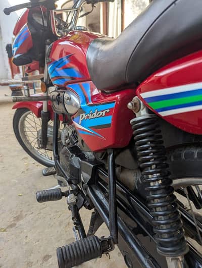 honda pridor 100cc good condition 
