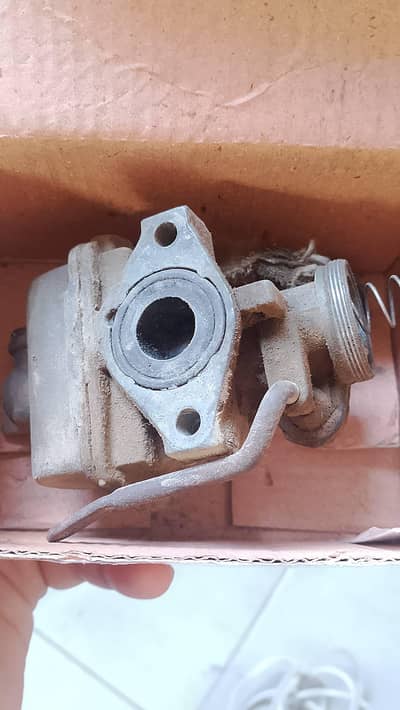 carburetor for 70, japani. perfect working