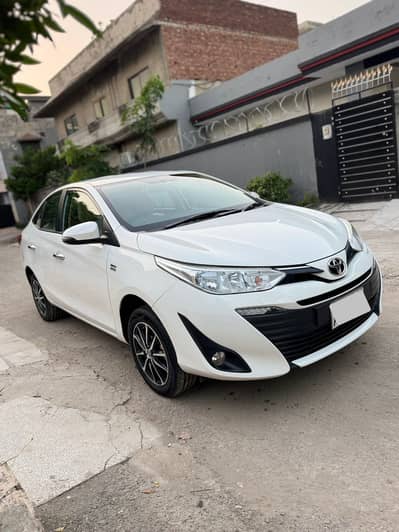 Toyota Yaris 1.5 ATIV X 2022 White Color 100% Original B2B
