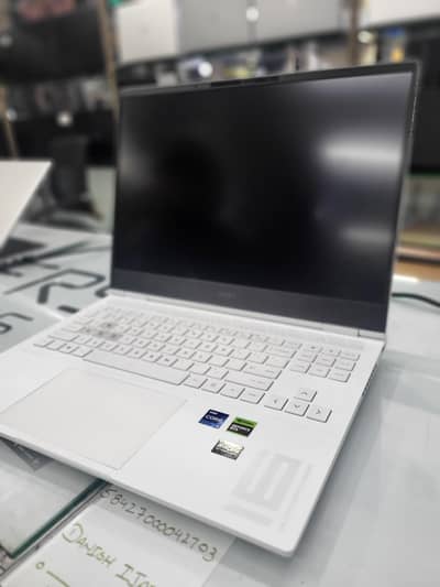 HP RTX 4070 | Core i9 | 240Hz Display |Wholesale price, serous buyer. .