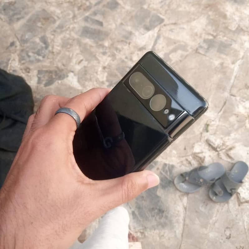 Google pixel 7 pro 2