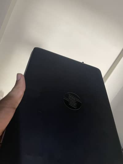 HP Elitebook 820