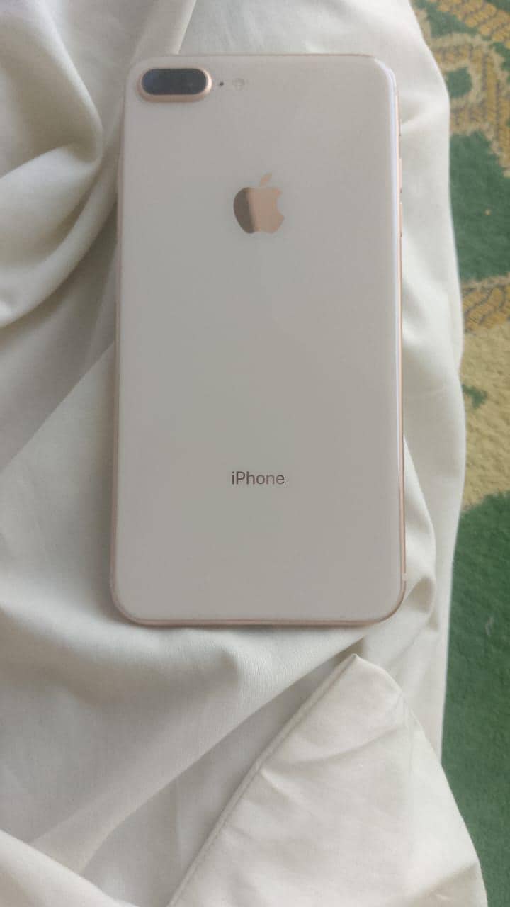 iPhone 8 Plus 5