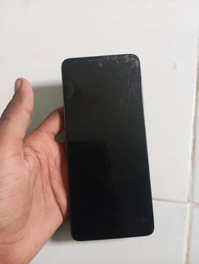 koi masla Nahin hai panel upar se crack hai Baki mobile okay hai