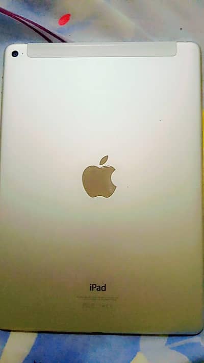 I pad For sale neat and clean condition