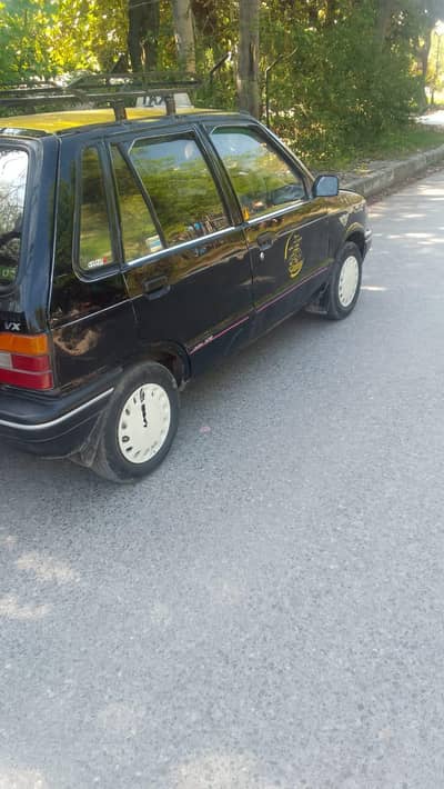 Suzuki mehran (yallo black)