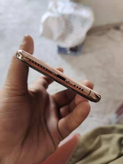 Iphone xs max urgent sale