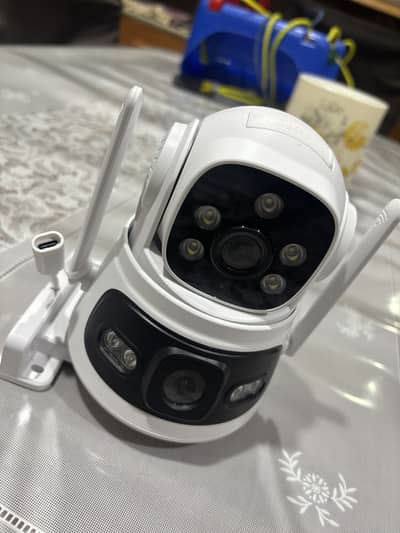 WiFi outdoor double lens waterproof camera
