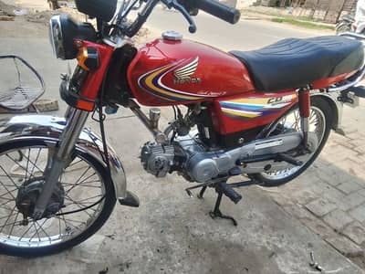 ہونڈا سی ڈی 70 بھائی کا ارجنٹ سیل03278751381 Whatsapp number
