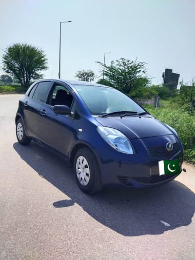 Toyota vitz 6/12 Model nice car for family use. Buy and drive.