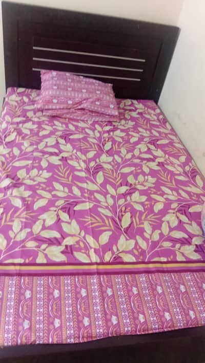 QUEEN SIZE BED AVAILABLE RS. 18000/=03471236779