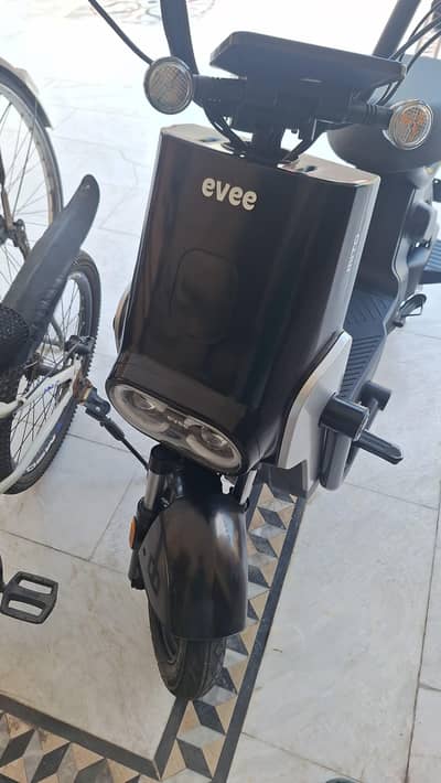 evee mito price 1.1 lak