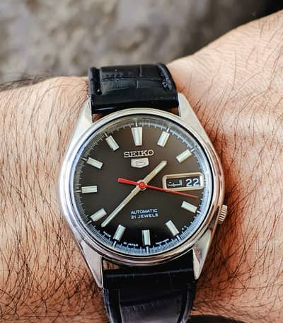 Automatic watch, glass back 34 mm strap