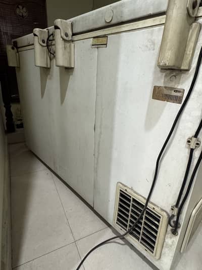 Waves Deep Freezer for Sale – Double Door  Excellent Cooling Condition
