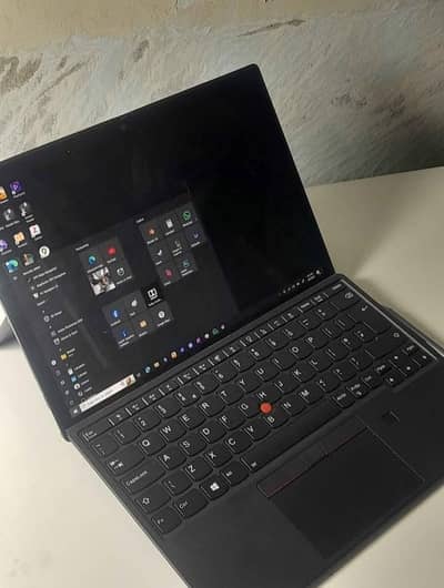 LENOVO 11TH Generation Laptop 2in1 Detachable Laptop with box