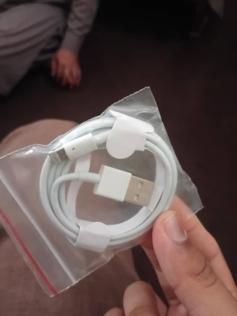 iphone cable 0
