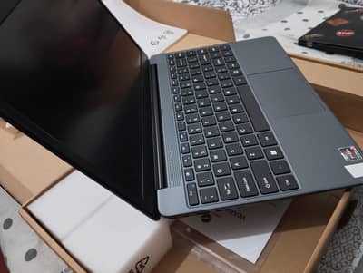 ryzen 5 7430u , 8 / 256