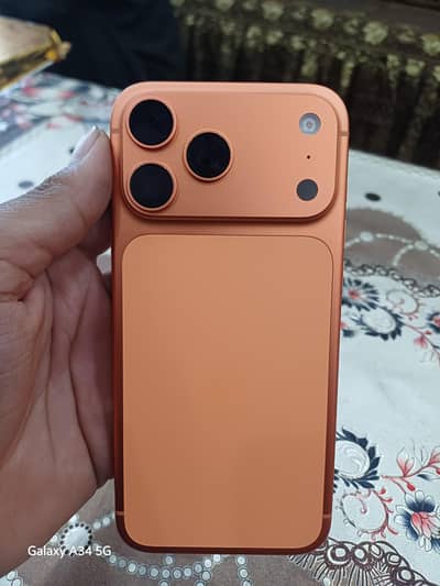 iPhone 17 Pro Max 10/10 | 100% Battery | 10-15 days Use |urgent Sale”