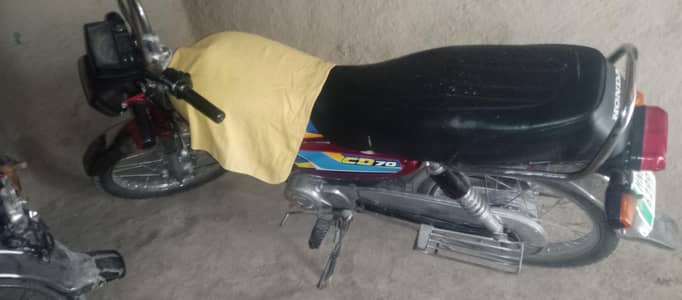 jis Bhai nay Leni ho ya exchange krni ho . 0.3. 0.6. 6.1. 5.2. 5.9. 2 per r