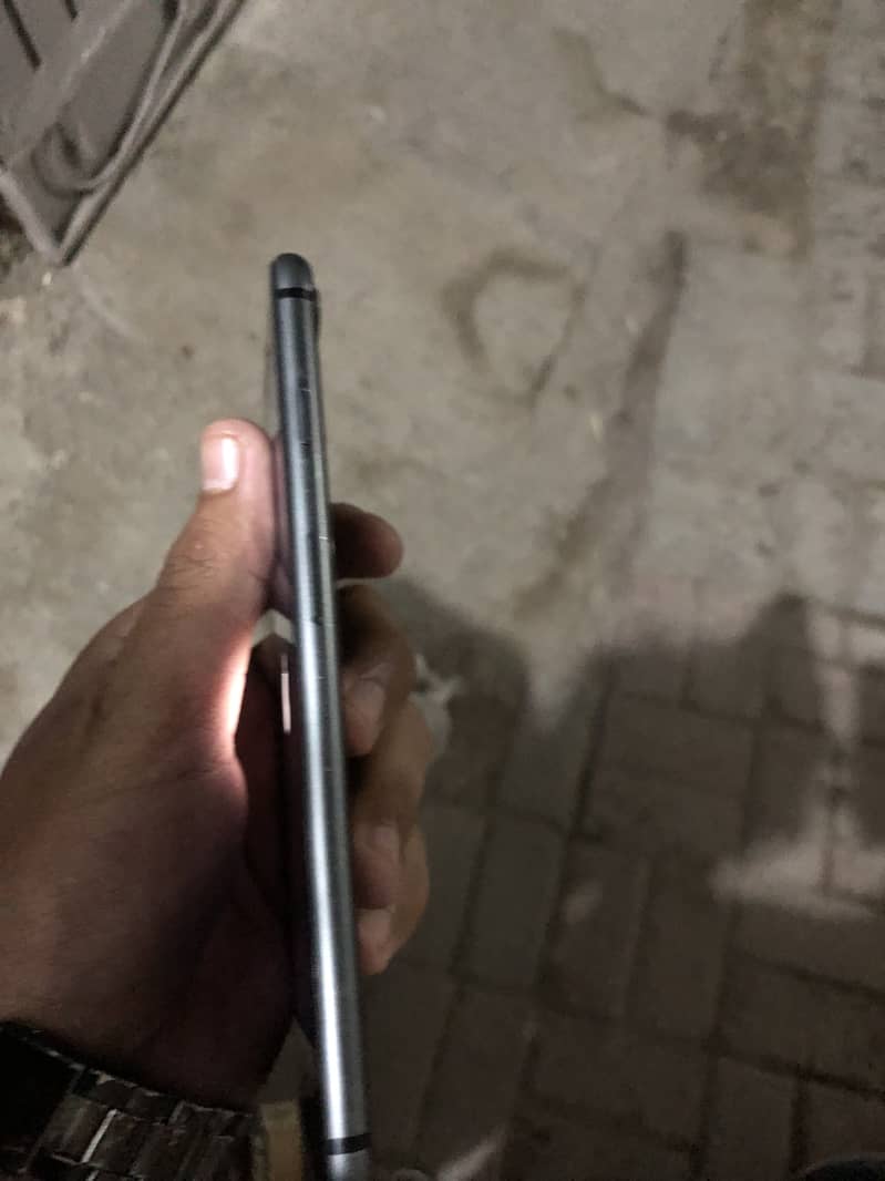 iPhone 8 Plus 3