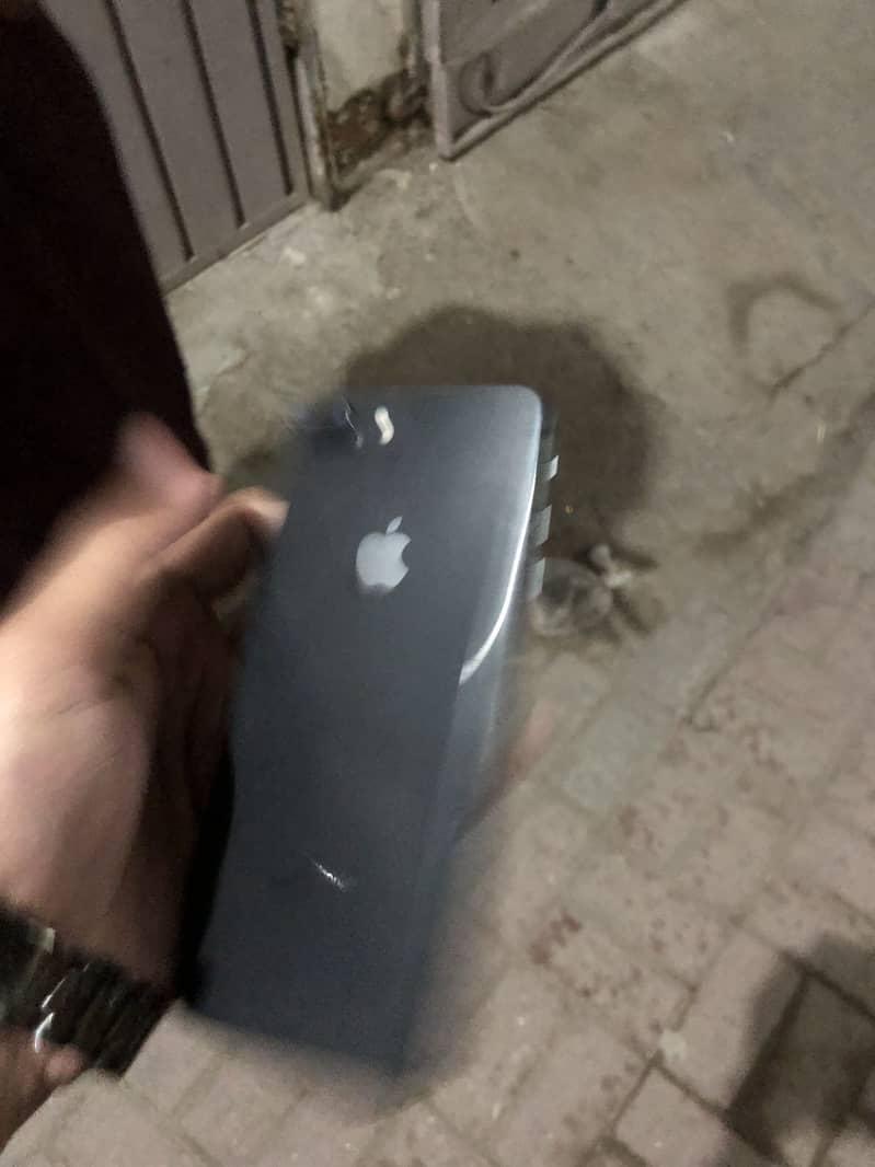 iPhone 8 Plus 5